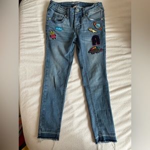 Cat& Jack skinny jeans with patches.